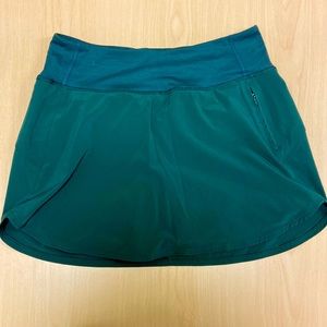 Outdoor Voices Hudson 4” Skirt